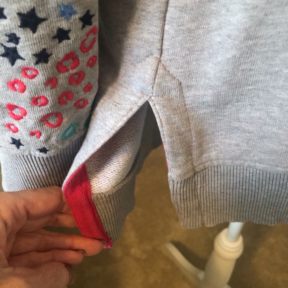 Joules brand sweatshop with embroidered sleeves - Picture 11 of 12